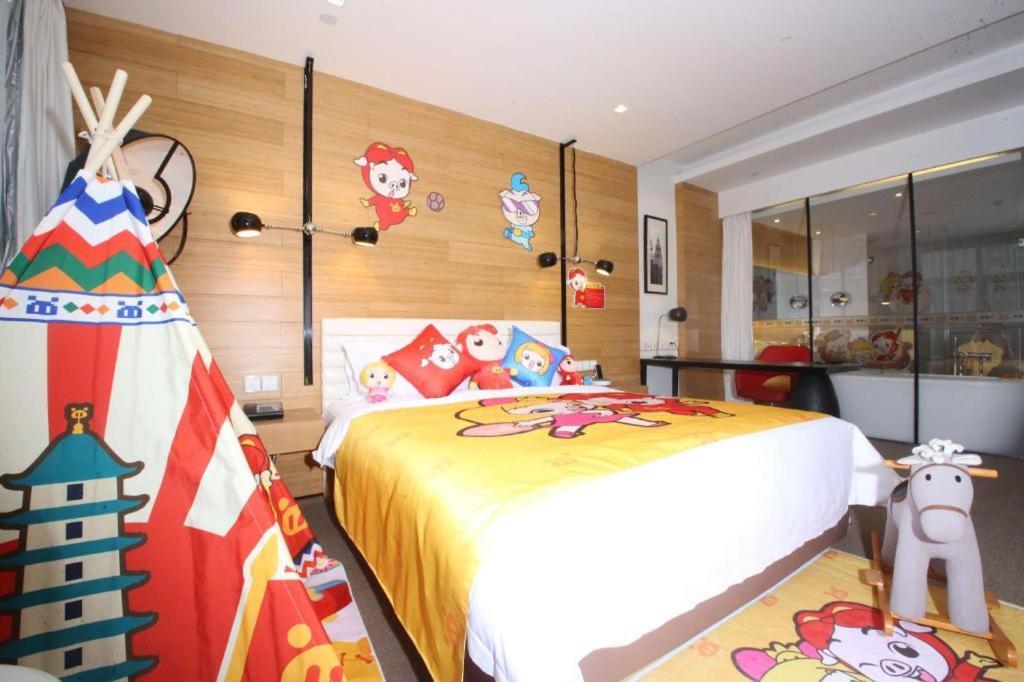 หิมาลายาส ชิงเต่า โฮเต็ล Hotel ภายนอก รูปภาพ