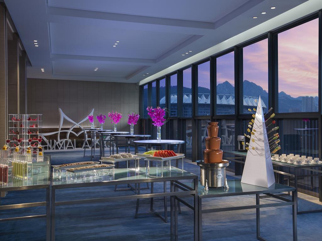 หิมาลายาส ชิงเต่า โฮเต็ล Hotel ภายนอก รูปภาพ